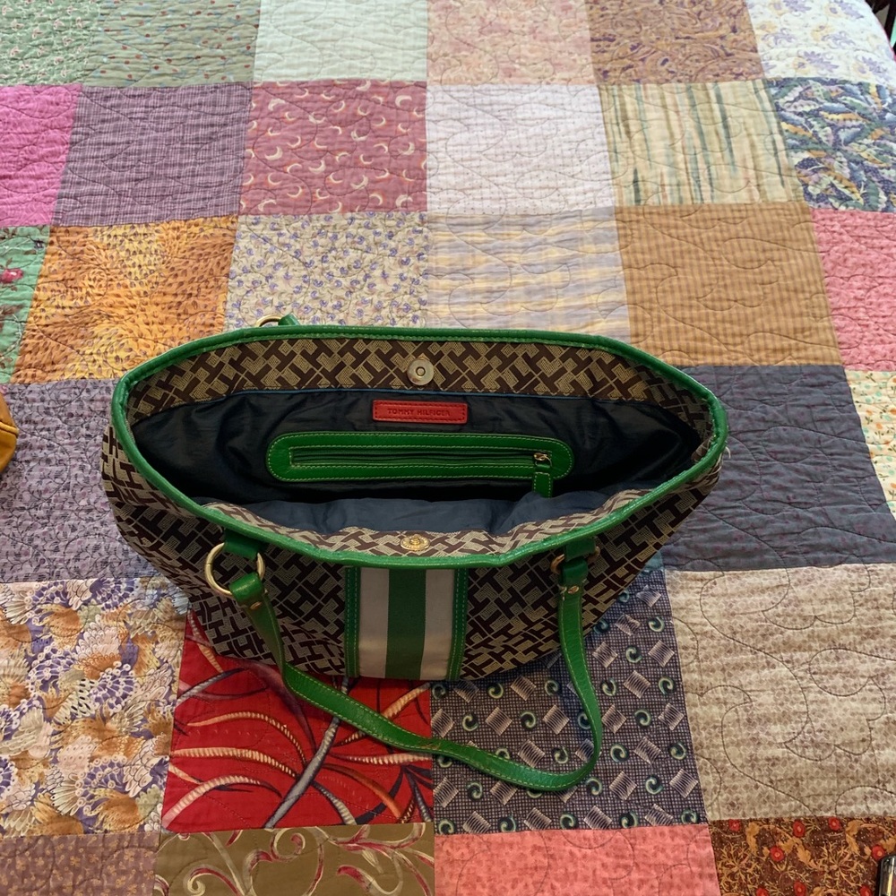 Nice Tommy Hilfiger brown and green bag